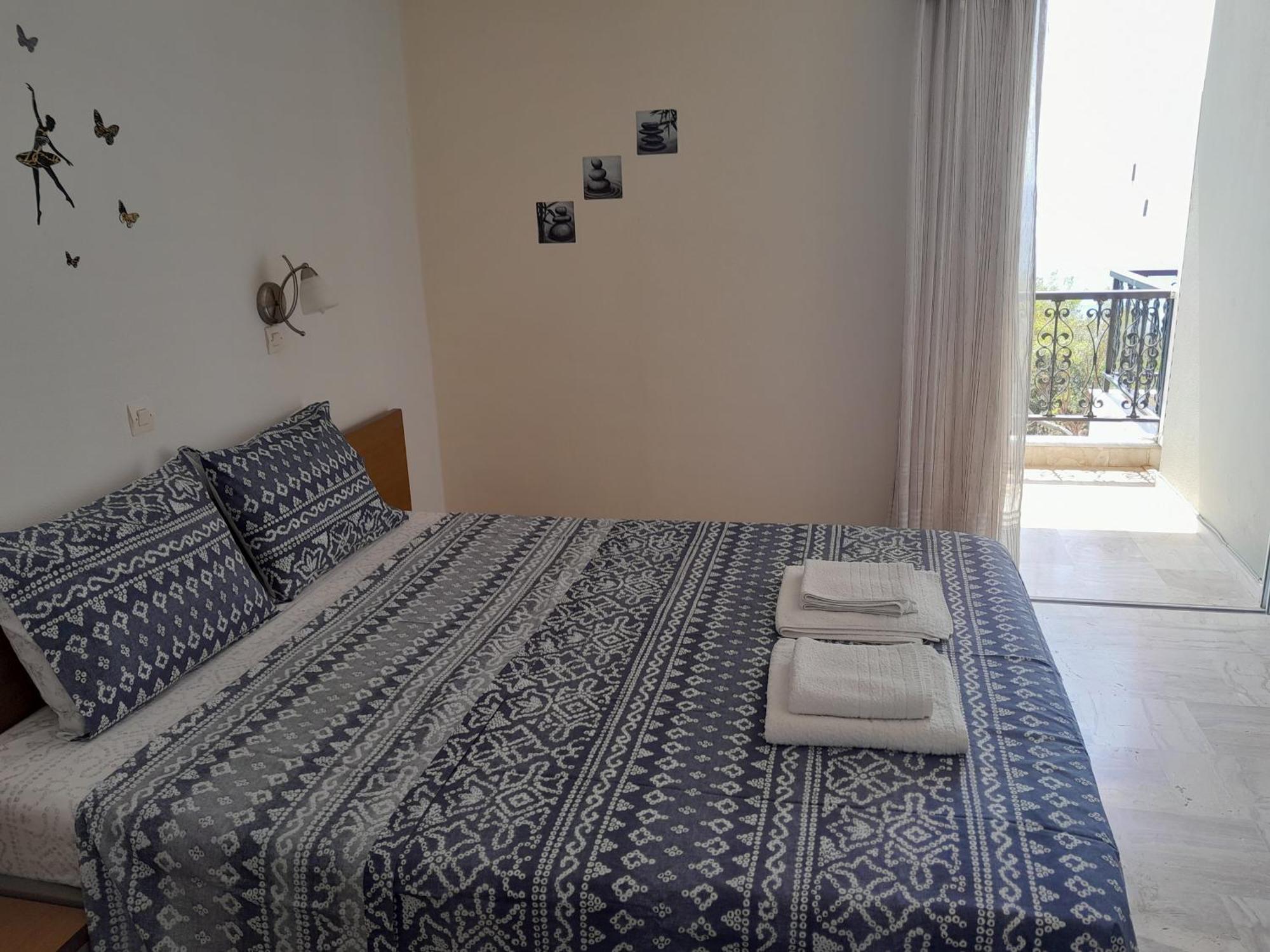 Livikon Studios & Rooms Rodakino Habitación foto